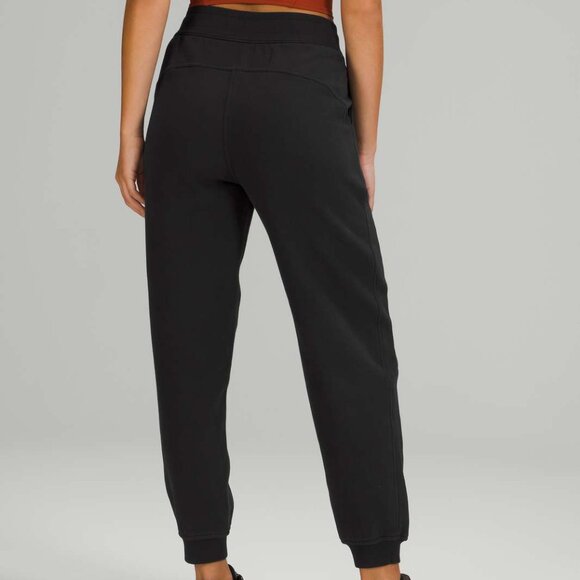Lululemon Black Scuba Pants Size 4 - Picture 1 of 4